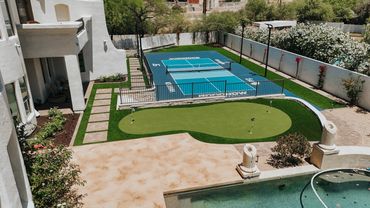 Pickleball court surrounded by desert landscaping in Arcadia