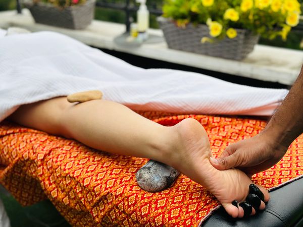 Reflexology, Foot Massage, Thai Massage