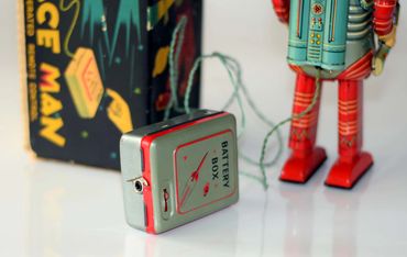 remote control T.N. Nomura spaceman robot made in Japan Vintage TN Nomura battery operated tin robot