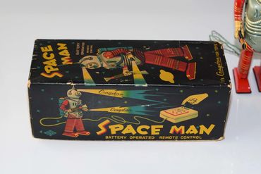 Nomura Spaceman Box  Free Toy Appraisals, Vitnage space toys price guide, space toy prices, auctions