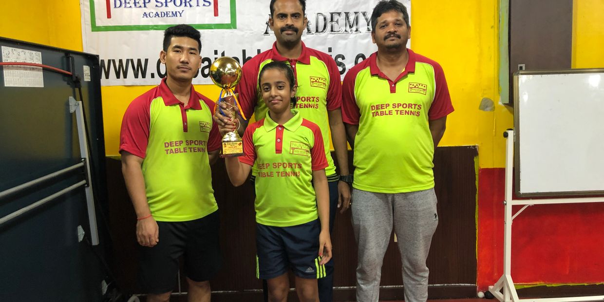 Spriha Winner at Abu Dhabi Table Tennis Tournament Pic with coach Ganesh, Pradeep & Coach Ravi