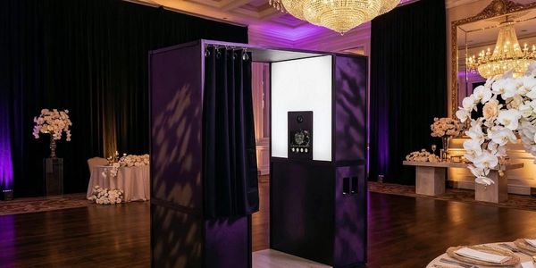 Enclosed Booth at a corporate event in dallas tx