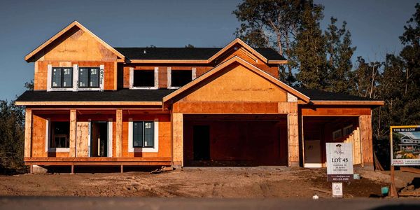 Build a custom home in Sylvan Lake with Crystal Cove Homes