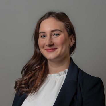 corporate headshot photo of female professional