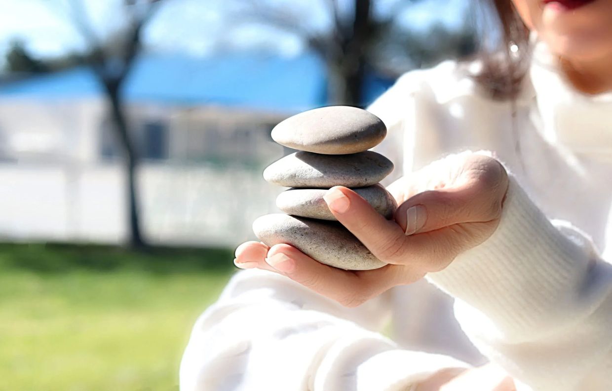 stacked pebbles
Ruzanna Hernandez
efficiency and organization
build step by step
achieve more