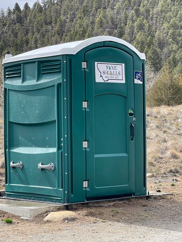 Handicap portable toilet
