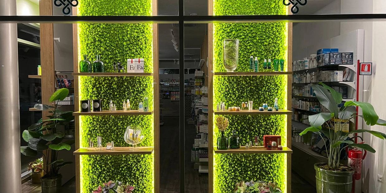 VETRINA NATURA IN FARMACIA