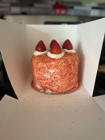 Strawberry Crunch Cake