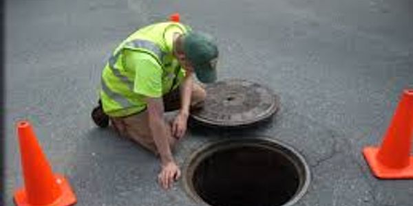 Rainstopper Techinician Manhole Catchment Evaluation