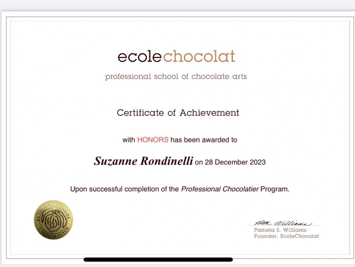 Certificate of Achievement from Ecole Chocolat awarded to Suzanne Rondinelli with honors.