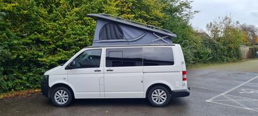 VW T5 SWB full conversion with Skyline pop top raised