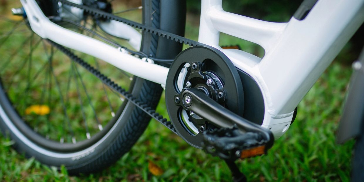 Midnight Carbon Belt Drive on Electric Bike