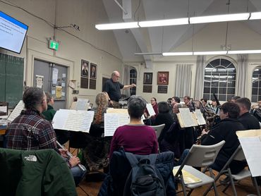 GCB rehearsal with Associate Director Peter Fudge conducting