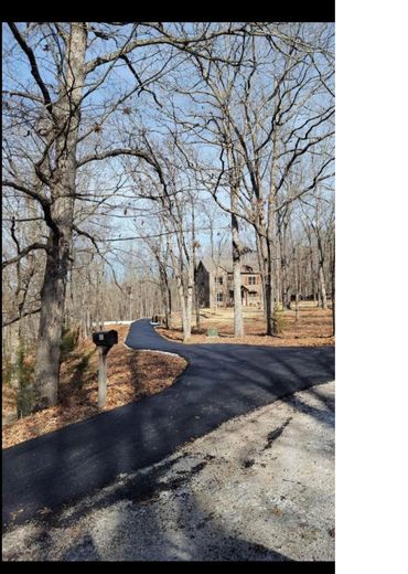 Driveway Asphalt Paving in Shell Knob Missouri