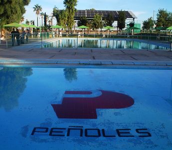 Calentamiento Solar de Alberca, Deportivo Peñoles, Matamoros, Coahuila.