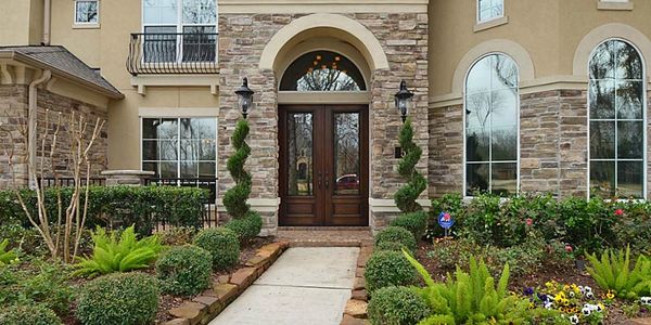 Stucco with stone veneer
