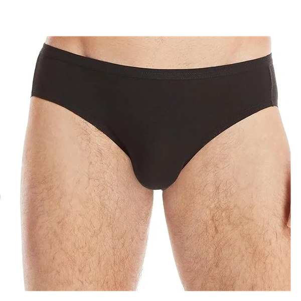 Man wearing Hanes Men's Tagless Comfort Flex Fit Bikini