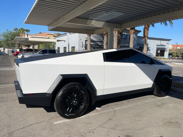 Spot Free Hand Car Wash Tesla Cybertruck