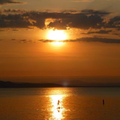 Sunset paddleboard (SUP) tours on Lake Champlain in Burlington, Vermont