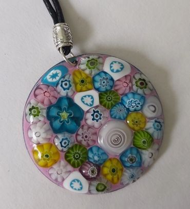 Lovely flower necklace