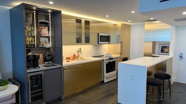 Full Kitchen with Built in Desk and Seating.