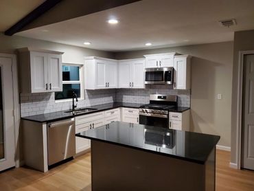Kitchen Cabinet Installation