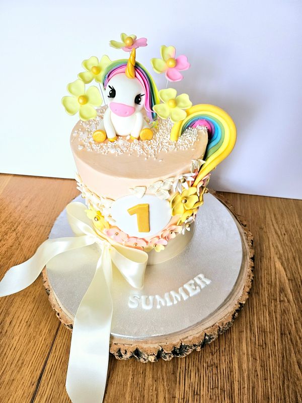 Unicorn 1st Birthday Cake