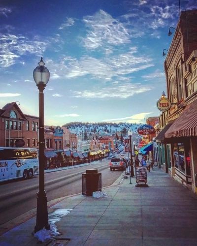 Click here for Cripple Creek tourism information