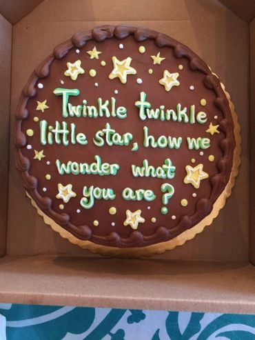 A twinkle twinkle little star cake in brown color 