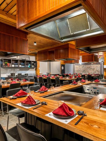 KIWAMI Teppanyaki interior