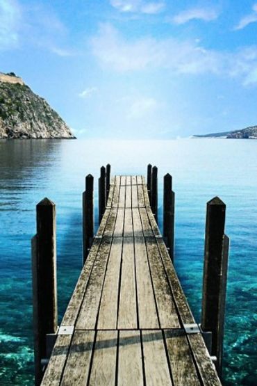 Center of Grace -A Community for seekers, survivors, soul-searchers
hungry to shake shit up and shin