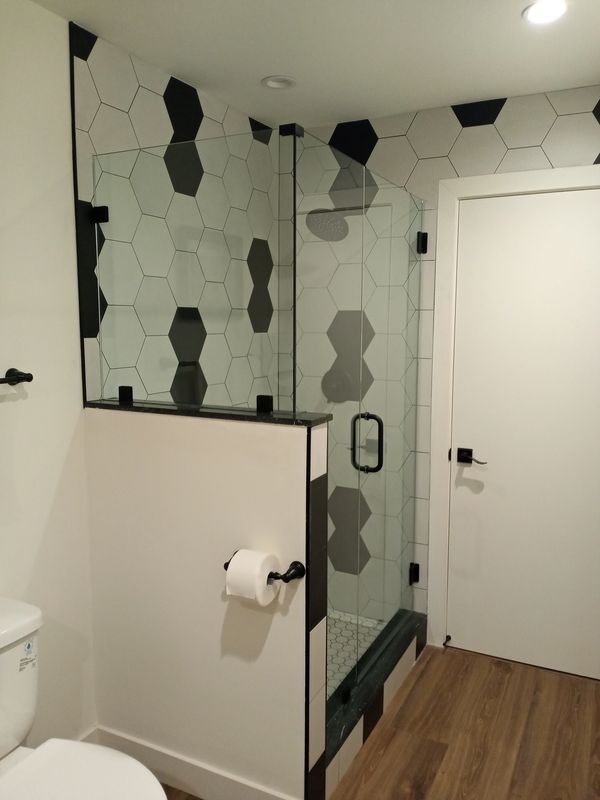 Heavy Glass Frameless Shower Enclosure. Clear Tempered Glass with Matte Black Shower Hardware