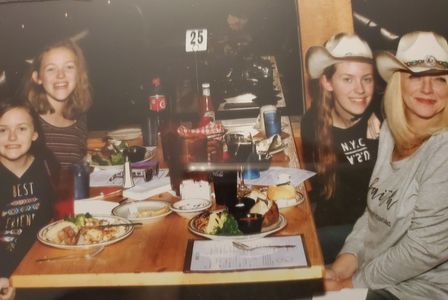 family weekend getaways for NYC, fun family weekend getaways near me, pine ridge dude ranch menu