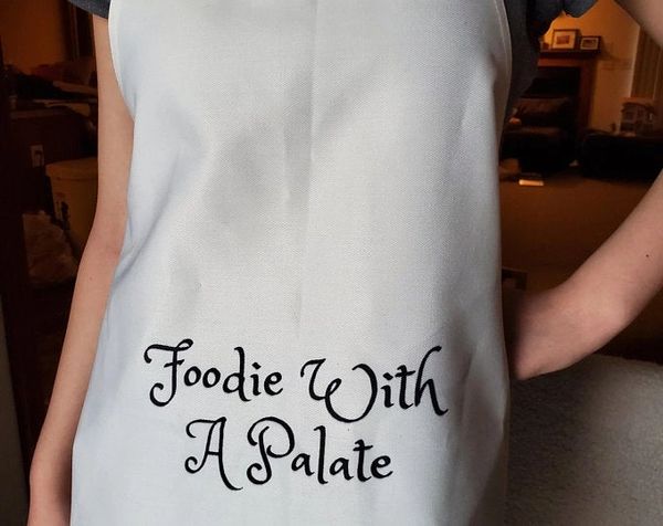 Foodie with a palate apron, etsy store. familypalate on etsy