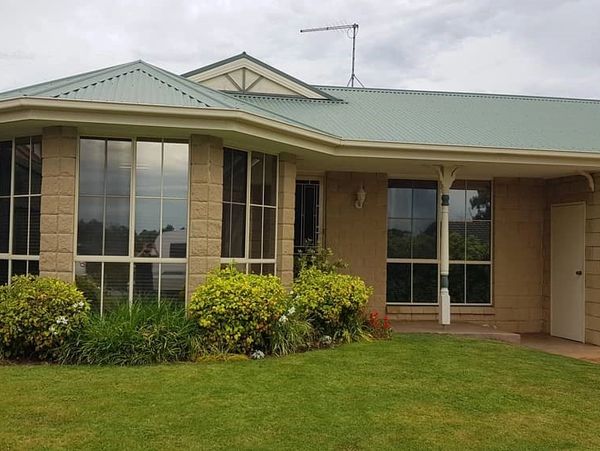 Heat Reduction & Privacy Tinting