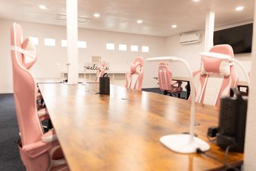 Hollowberry Manor Creative Retreat Workroom Colorado Scrapbook Retreat Colorado Quilt Retreat