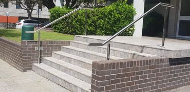 stainless steel handrail
