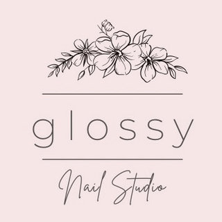 glossy Nail Studio