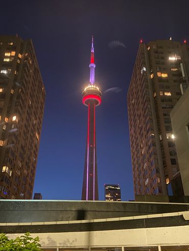 CN Tower, Toronto ON at night