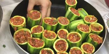 Stuffed Zucchini With Rice