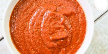 Syrian mixture pizza sauce