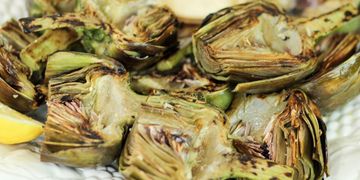 Grilled Artichoke Quarters With Olives, Pepper & oil