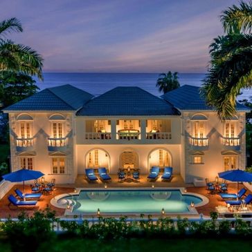 Villas
Home Rentals
Luxury Villa