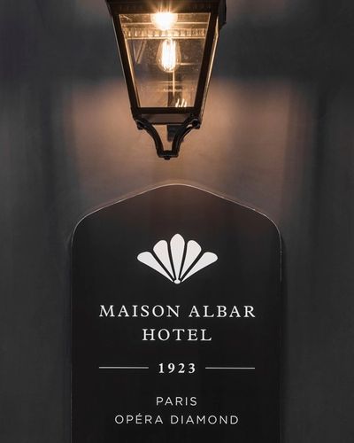 Paris, France
Paris Luxury Hotel
 5-star 
Maison Albar - Le Diamond
Maison Albar
Swarovski crystals