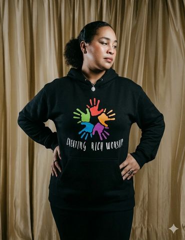 Avis Radford - Russell is the co founder of the CRW.
She is also a producer/writer.