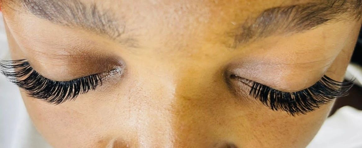 Proper Lashes extensions by Ash