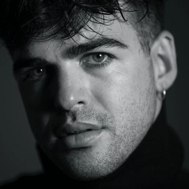 Notas de prensa, gestión de entrevistas y dinaminación del cortometraje SANGRÍA, de Andrea Segarra.