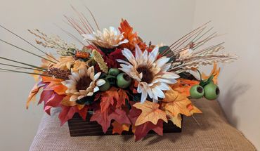 Fall Cream Centerpiece