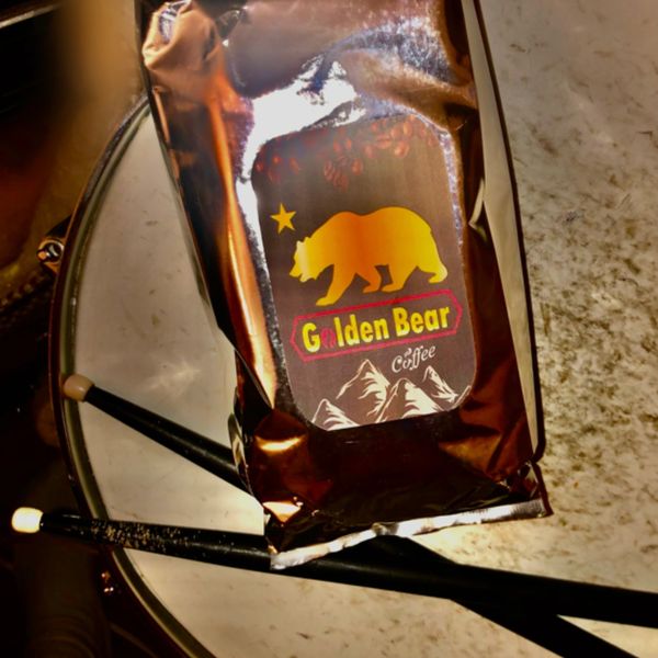 ground coffee bag silver