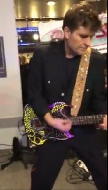 live music band for hire the Pepper Shakers, band for hire in Toronto and area